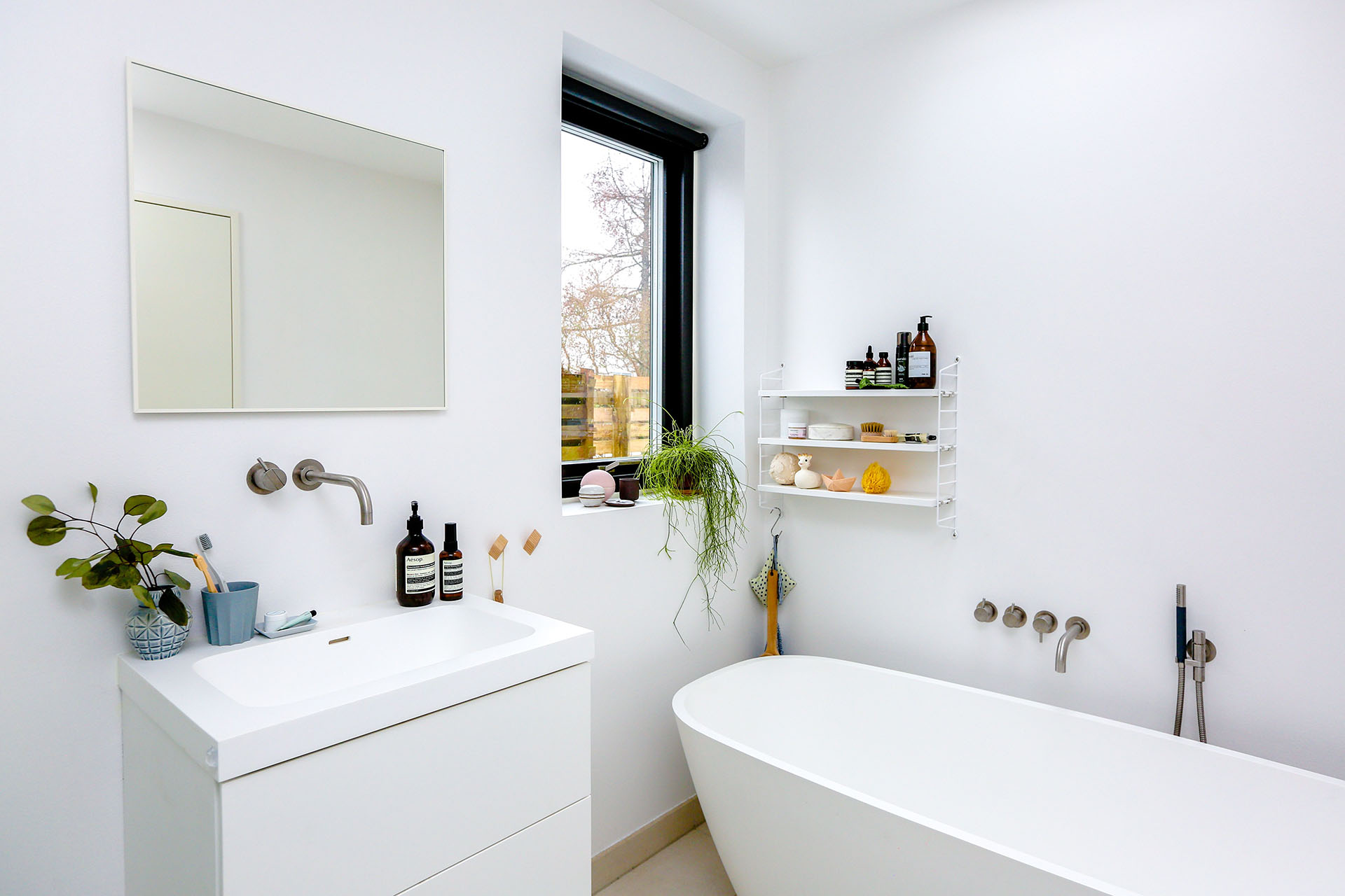 bathroom extraction systems